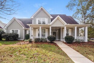 84 Columns Way in Newnan, GA - Building Photo