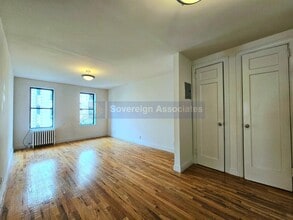 282 Cabrini Blvd in New York, NY - Building Photo - Building Photo