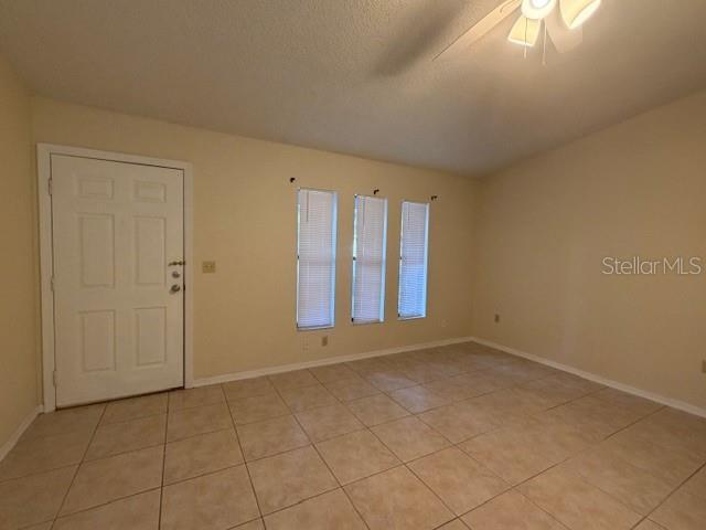 32818 Lake Square Ct in Leesburg, FL - Building Photo - Building Photo