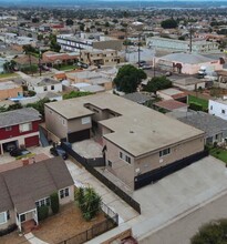 1734 W 105th St in Los Angeles, CA - Building Photo - Building Photo