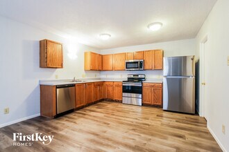 12662 Courage Crossing in Fishers, IN - Building Photo - Building Photo