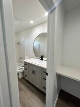 7905 Agnes Ave, Unit AGNES #4 in North Hollywood, CA - Foto de edificio - Building Photo