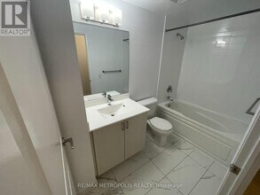 55-2555 Smooth Rose Ct in Toronto, ON - Building Photo - Building Photo