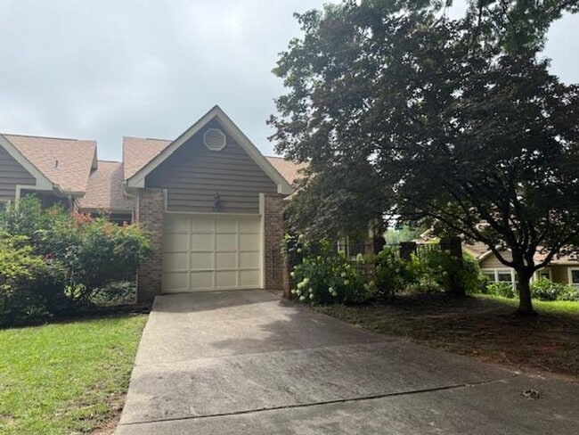 property at 222 Hanover Pl