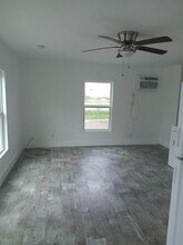 1405 Miles St-Unit -1 in Houston, TX - Building Photo - Building Photo
