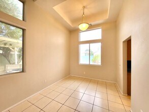 9318 Spellman Ct in Las Vegas, NV - Building Photo - Building Photo