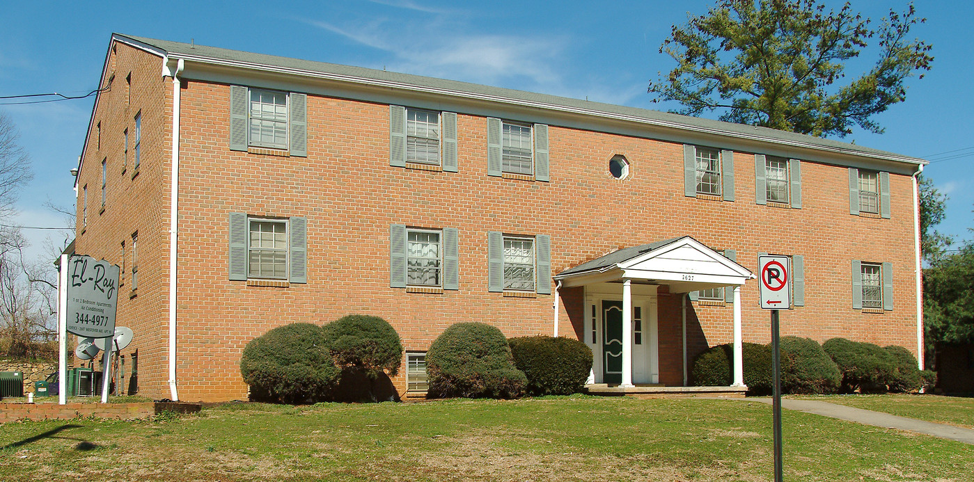 El Ray Apartments in Roanoke, VA - Foto de edificio