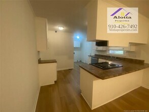 525 Odell Rd in Spring Lake, NC - Building Photo - Building Photo