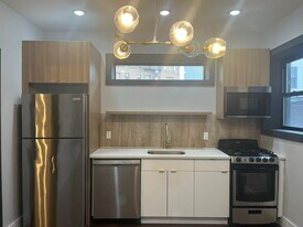 63 Vroom St, Unit 1R in Jersey City, NJ - Building Photo