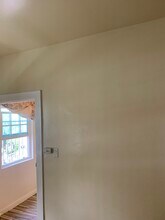 158 S Berendo St, Unit 207 in Los Angeles, CA - Building Photo - Building Photo