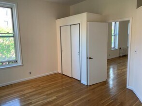 100 W 87th St in New York, NY - Building Photo - Building Photo
