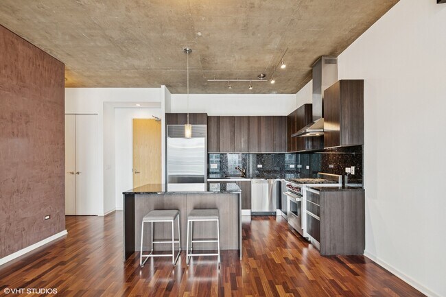 600 N Fairbanks Ct, Unit 3408 in Chicago, IL - Building Photo - Building Photo