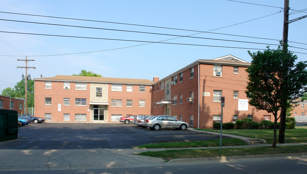 Proprietors/Stafford Apartments in Columbus, OH - Foto de edificio