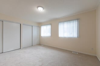 Pleasantview Walk Townhomes in Brampton, ON - Building Photo - Building Photo