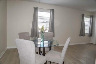 6940 Sunset Dr S in South Pasadena, FL - Building Photo - Building Photo