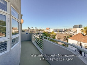 133 S Flores St in Los Angeles, CA - Building Photo - Building Photo