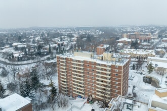 Dublin Street Apartments in Markham, ON - Building Photo - Building Photo