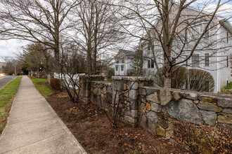 Carriage House in Norwalk, CT - Building Photo - Building Photo