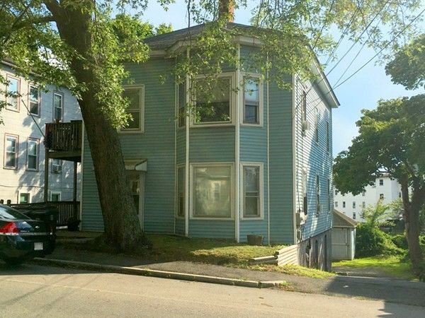 150 West St, Unit Apt 2 in Gardner, MA - Building Photo