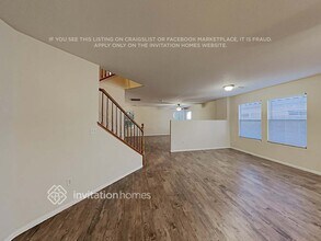 3328 Famiglia Dr in Las Vegas, NV - Foto de edificio - Building Photo