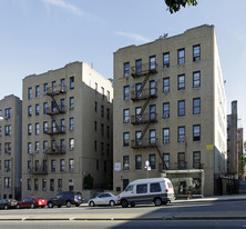 685-689 E 233rd St Apartamentos