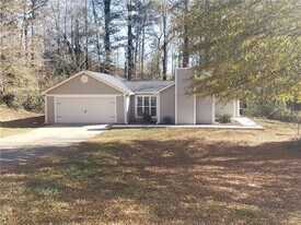 2270 Salem Dr in Marietta, GA - Building Photo