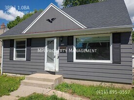 8120 W Herbert Ave in Milwaukee, WI - Building Photo
