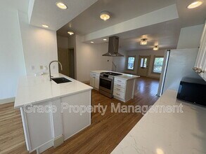 352 Galapago St in Denver, CO - Building Photo - Building Photo
