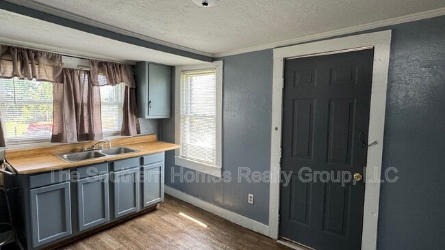 910 Morris St in Sweetwater, TN - Building Photo - Building Photo