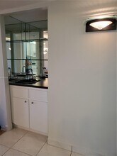 2901 S Palm Aire Dr in Pompano Beach, FL - Building Photo - Building Photo