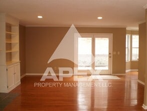 1113 Rain Tree Rd in Knoxville, TN - Building Photo - Building Photo