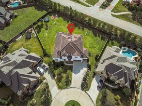 7 Brittany Rose Pl in Tomball, TX - Foto de edificio - Building Photo