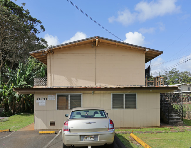 320 Ohai Pl in Wahiawa, HI - Foto de edificio - Building Photo