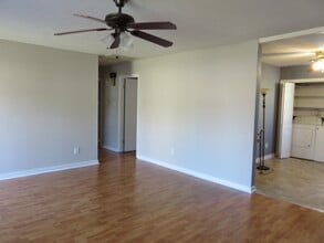 7 S Daisy Ave in Highland Springs, VA - Foto de edificio - Building Photo