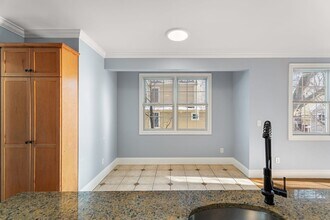 21 Harris St in Cambridge, MA - Building Photo - Building Photo