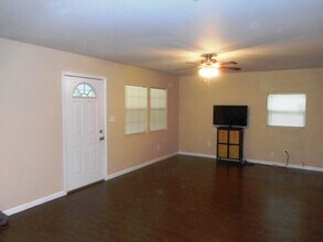 1668 Pepper Dr in Tallahassee, FL - Building Photo - Building Photo
