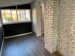 4409 Main St, Unit Second floor in Philadelphia, PA - Foto de edificio - Building Photo