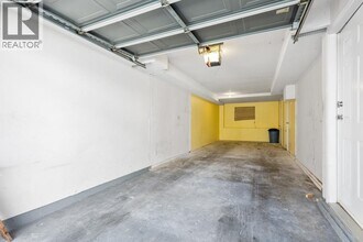 6833 Livingstone Pl in Richmond, BC - Building Photo - Building Photo