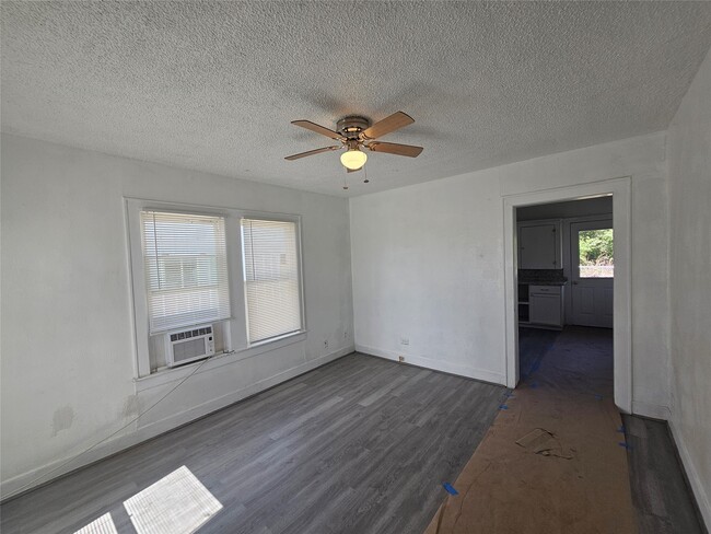 4304 FM1765 in Texas City, TX - Building Photo - Building Photo