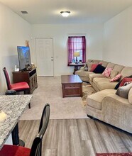 5811 Rue Picasso in Converse, TX - Building Photo - Building Photo