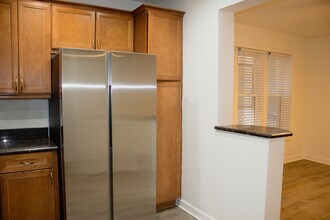 2007 W Fargo Ave in Chicago, IL - Building Photo - Building Photo