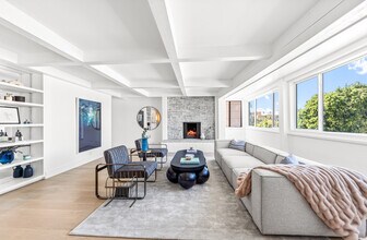 11912 Gorham Ave, Unit 2 in Los Angeles, CA - Foto de edificio - Building Photo