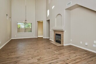 122 E Camino Limon Verde in Sahuarita, AZ - Building Photo - Building Photo