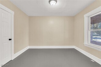 3865 W 16th St in Cleveland, OH - Building Photo - Building Photo