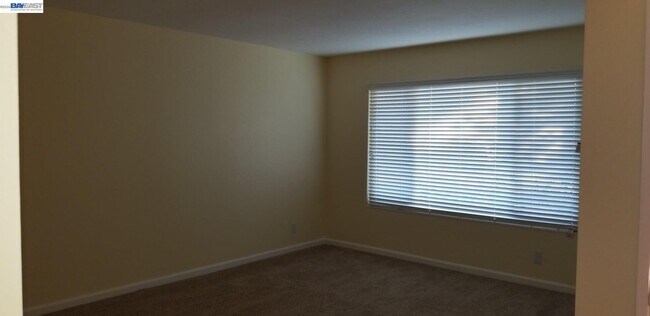 6067 Inglewood Dr in Pleasanton, CA - Building Photo - Building Photo