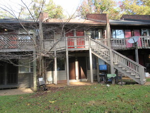 222 Stribling Ave, Unit A in Charlottesville, VA - Building Photo - Building Photo