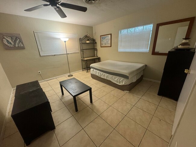 property at 198 SW 15th St