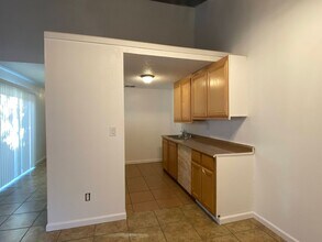 7209 Kelley Dr in Stockton, CA - Building Photo - Building Photo
