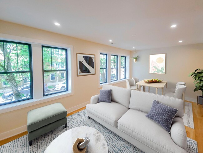 4855 N Seeley Ave, Unit 2 in Chicago, IL - Building Photo - Building Photo