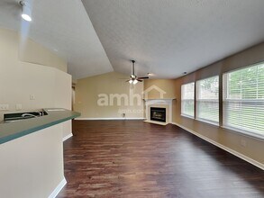 7705 Corsican Cir in Avon, IN - Foto de edificio - Building Photo
